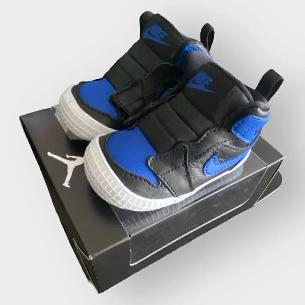 Nike Air Jordan 1 Crib Booties Sneaker Royal Black AT3745-007 Infant size 3C New